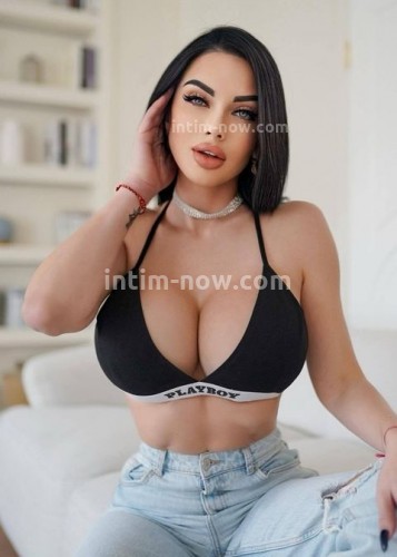 Карина, Г. Вешенская